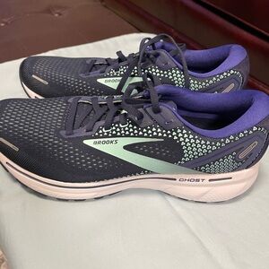 Brooks Women's Ghost Athletic Shoes - Dark Blue and Light Green